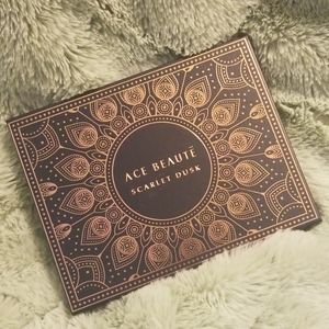 Brand New Ace Beaute scarlet dusk eyeshadow